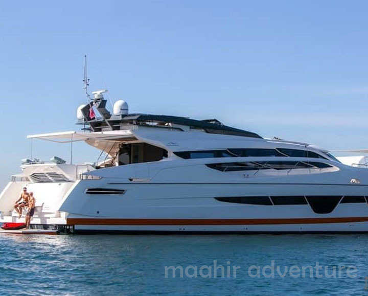 yacht-rental-services-in-dubai