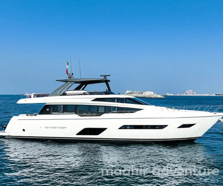 yacht-rental-services-in-dubai