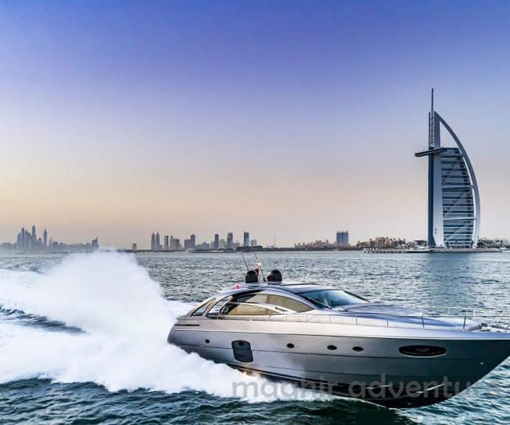 yacht-rental-services-in-dubai