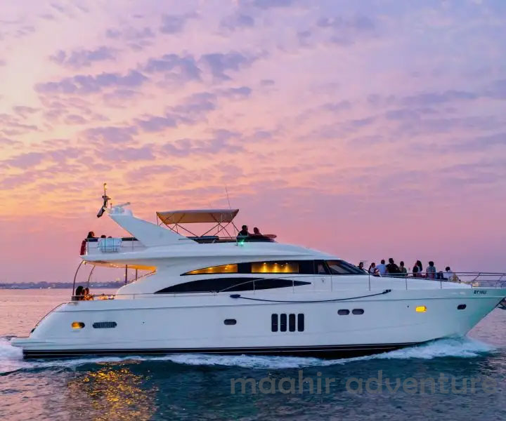 yacht-rental-services-in-dubai