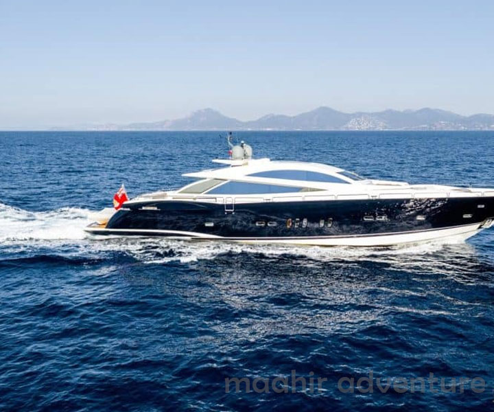 yacht-rental-services-in-dubai