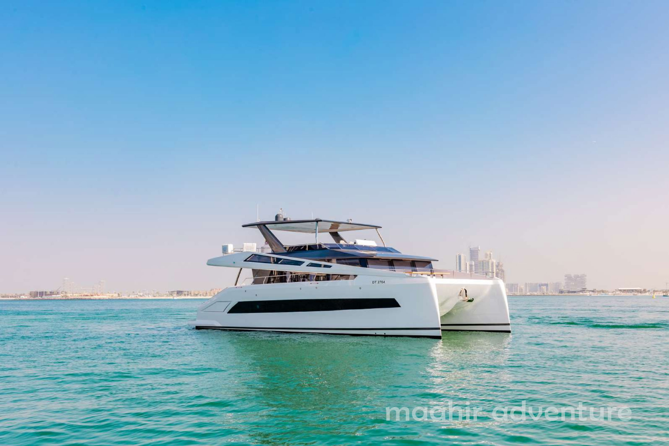 yacht-rental-services-in-dubai